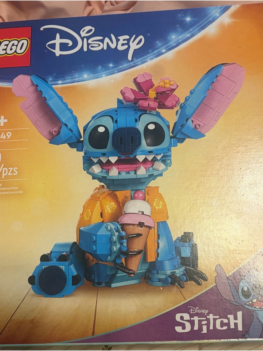 Lego Disney Stitch Buildable Figure in Blue, Pink & Orange